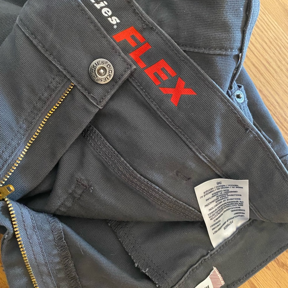 Dickies flex, relaxed, shorts, size 36 - Picture 6 of 6